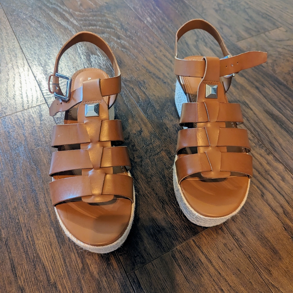 NWT Marc Fisher Dark Natural Women's Sandals